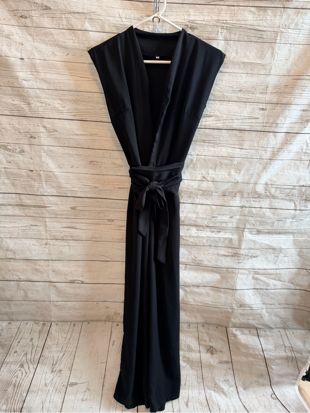 Elegant Black Sleeveless Wrap Jumpsuit with Waist Tie